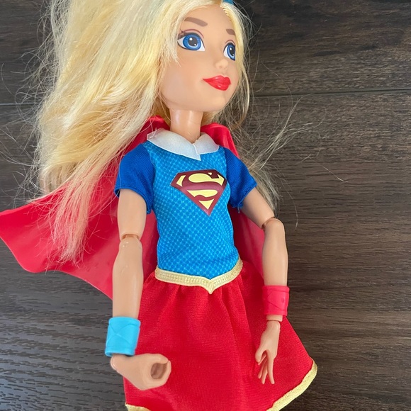 DC Comics Wonder Woman and Supergirl Dolls - Picture 6 of 9